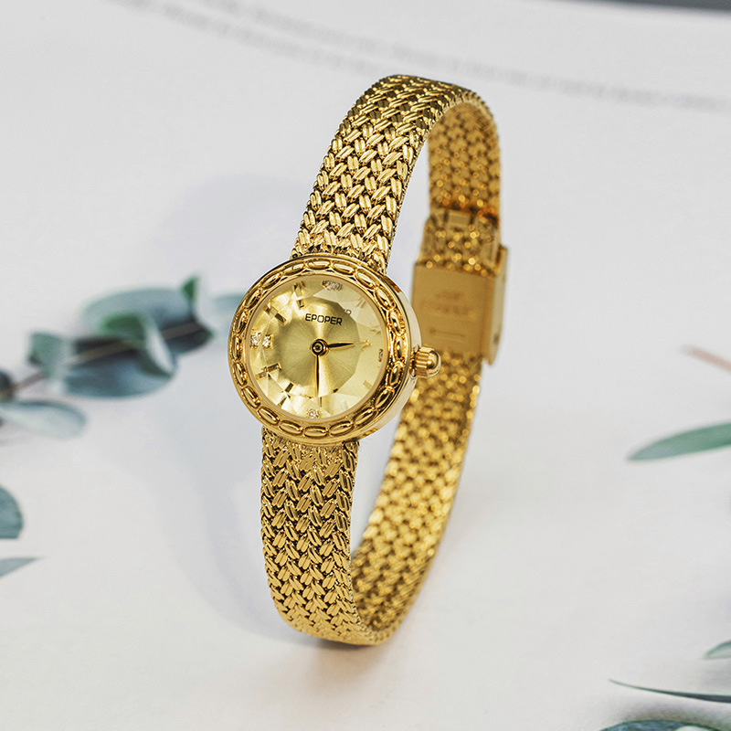 ساعة أذن قمح على الطراز القديم - مراجعة Luxury Watch Value وسعره