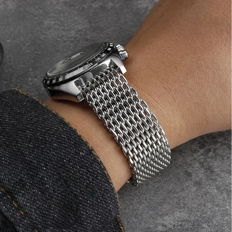 سوار ساعة صلب من الفولاذ المقا - مراجعة Luxury Watch Class وسعره