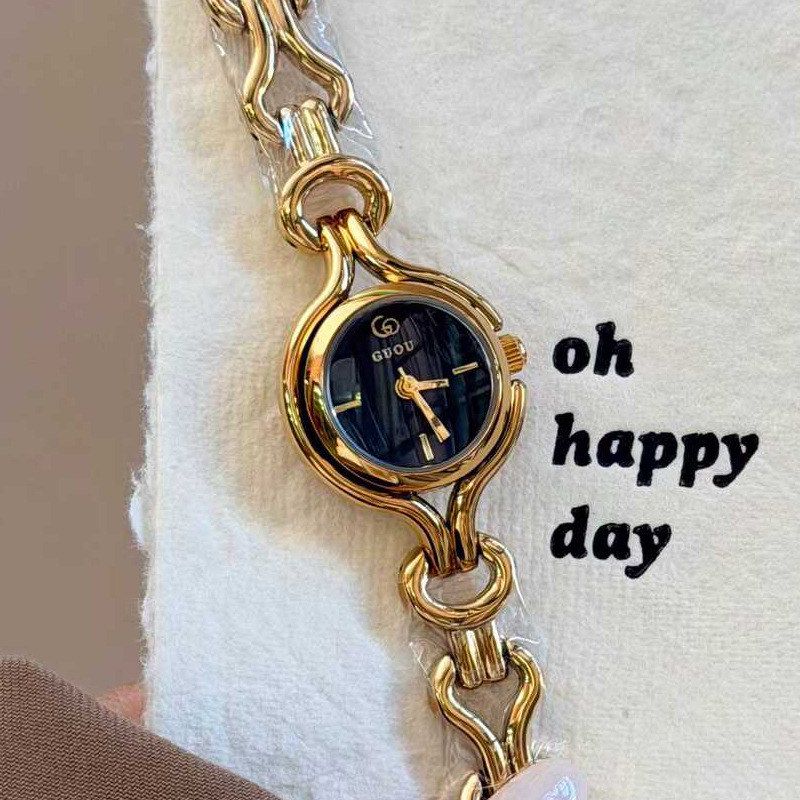 ساعة يد نسائية عالية القيمة، ط - مراجعة Luxury Watch Value وسعره