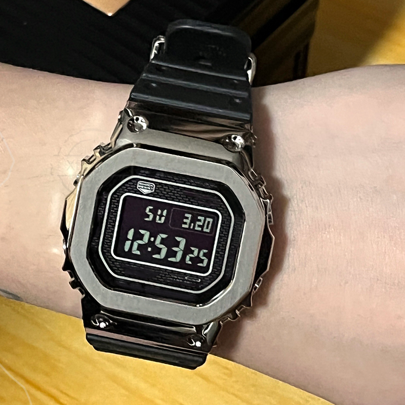 إكسسوارات ساعة من الراتنج لساع - مراجعة Luxury Watch Casio وسعره