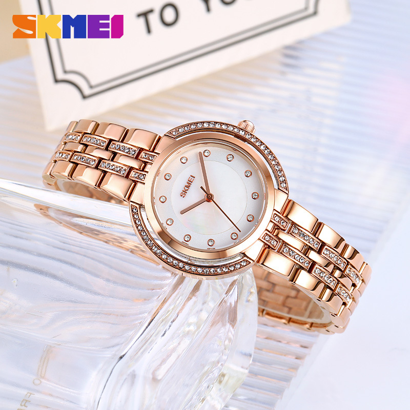 ساعات يد نسائية فاخرة بسوار من - مراجعة Luxury Watch Women وسعره